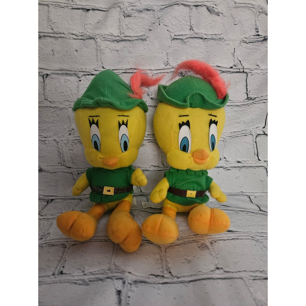 Lot of 2 Vintage Tweety Bird Robin Hood Plush Stuffed Animals Warner Bros ACE